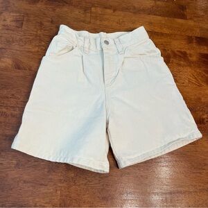 Girls vintage Lee ivory denim shorts size 10 Reg fits like 7/8